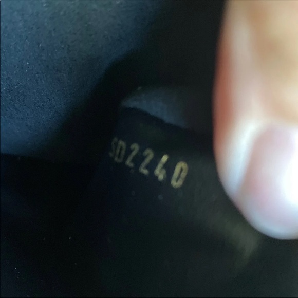 Louis Vuitton reverse double zip pochette - Picture 11 of 12